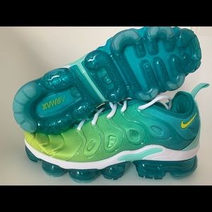 Nike Air VaporMax Plus
